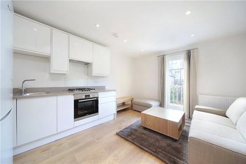 2 bedroom flat to rent, Wandsworth Bridge Road, Fulham, London