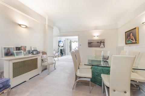 3 bedroom flat for sale, Grove Hall Court, Hall Road, St John's Wood, London