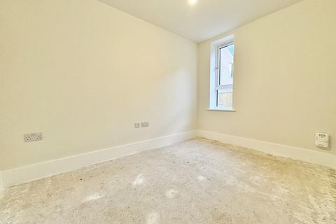 undefined, THE GLADE, GRIMSBY
