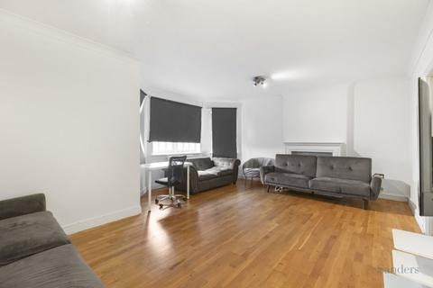 2 bedroom flat for sale, Donovan Place, Winchmore Hill N21