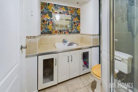1 Eddystone Close, Cardiff, CF11 8EB