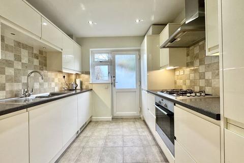 25 Chirgwin Road, Truro, TR1 1TS