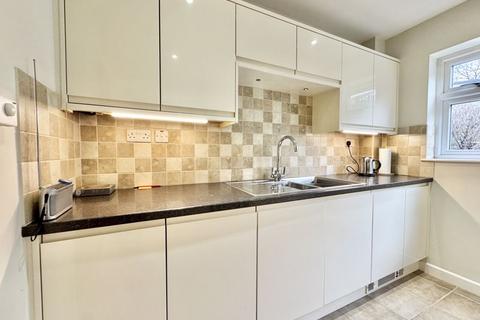 25 Chirgwin Road, Truro, TR1 1TS