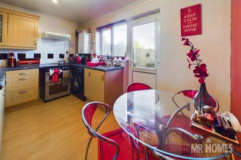 18 Ascot Close, Cardiff, CF5 5BE