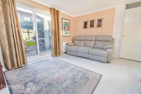 29 Fenton Croft, Rotherham, S61 3ST