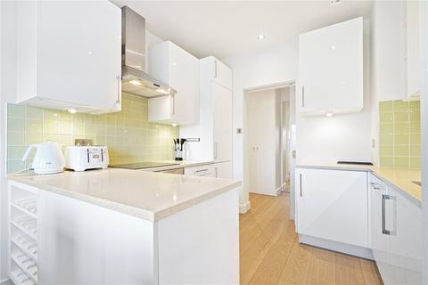 2 bedroom flat to rent, Grove End Road, St Johns Wood, London, NW8