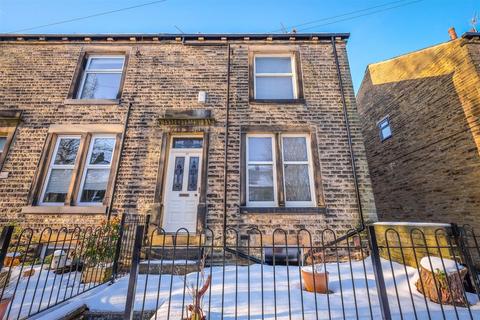 2 bedroom end of terrace house for sale, Bayswater Terrace, Halifax