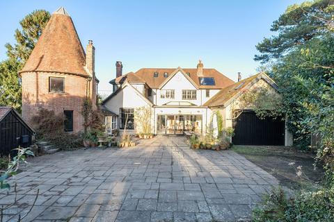 5 bedroom detached house for sale, Cottage Lane, Sedlescombe