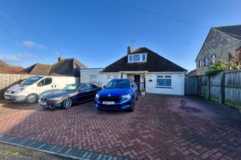 4 bedroom detached bungalow for sale, Egerton Road, Bembridge