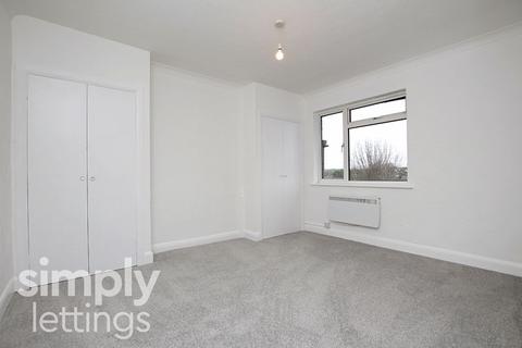 1 bedroom flat to rent, Hangleton Road, Hove