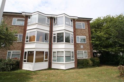 2 bedroom apartment to rent, The Causeway, Worthing