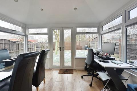 32 Brookwater Close, Tottington, Bury, BL8 3LD