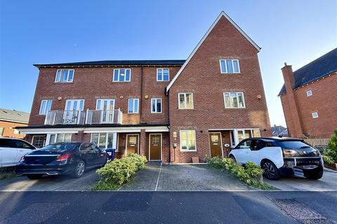 4 bedroom terraced house for sale, Morphou Road, London NW7