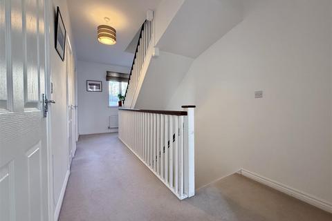 93 Morphou Road, London, NW7 1BG