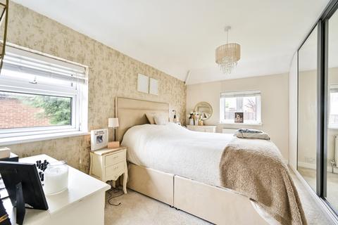 12 Cleve Road, Sidcup, DA14 4RR