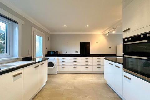 130 Glendale Crescent, Ayr, KA7 3RU