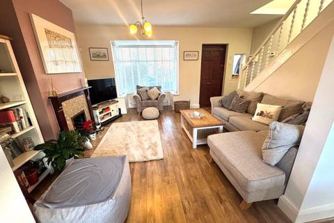 3 bedroom semi-detached house for sale, Sherfield Drive, Cochrane Park