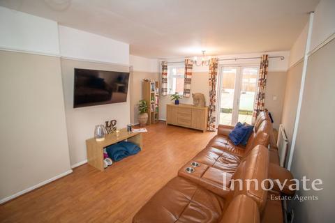 2 bedroom semi-detached house for sale, St Brades Close, Oldbury B69