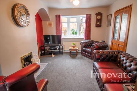 3 bedroom semi-detached house for sale, Grace Road, Oldbury B69