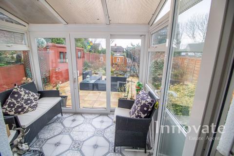 3 bedroom semi-detached house for sale, Grace Road, Oldbury B69