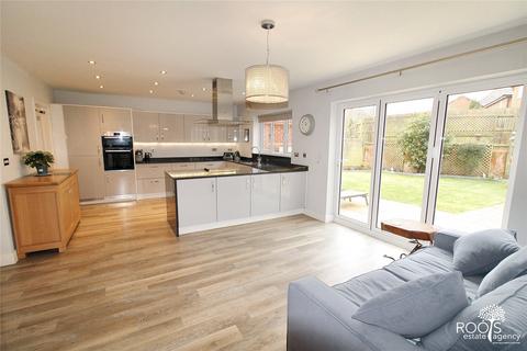 5 bedroom detached house for sale, Meadowbrook, Newbury RG20