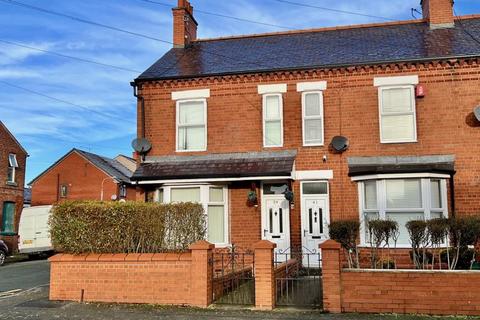 3 bedroom end of terrace house for sale, Smithfield Road, Wrexham