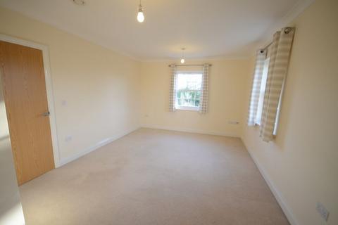 2 bedroom apartment to rent, Wood Green, Woodcote