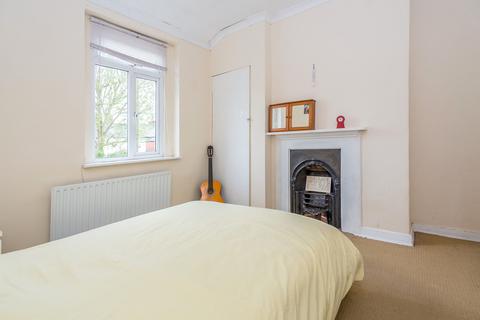 2 bedroom terraced house to rent, Brunswick Street