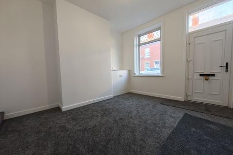 2 bedroom terraced house to rent, Bower Street, Carlisle