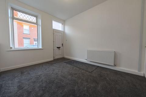 2 bedroom terraced house to rent, Bower Street, Carlisle