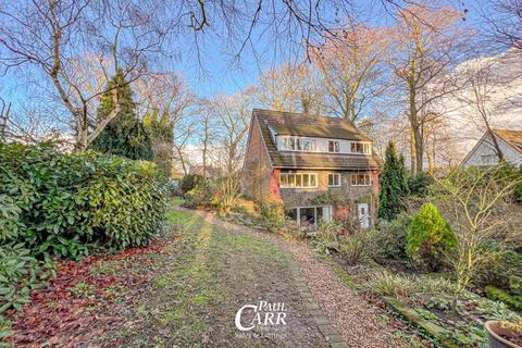 11 Cloister Walk, Lichfield, WS14 9LN