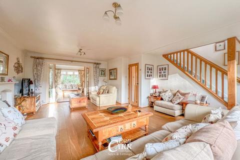 11 Cloister Walk, Lichfield, WS14 9LN