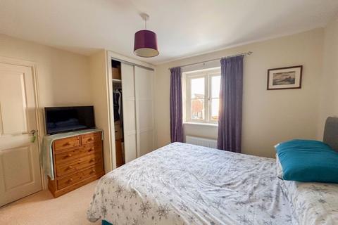 Flat 2, 20 Clarks Meadow, Shepton Mallet, BA4 4FD