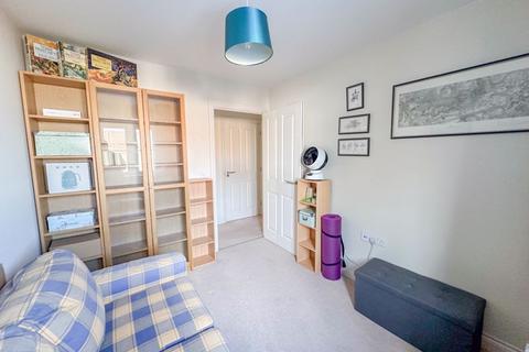 Flat 2, 20 Clarks Meadow, Shepton Mallet, BA4 4FD