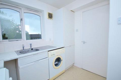 1 bedroom apartment to rent, Telegraph Place, London