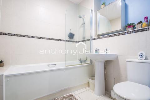 39 William Foster Lane, Welling, DA16 3AT