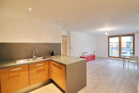 2 bedroom apartment for sale, Vallea Court, Red Bank, Manchester M4