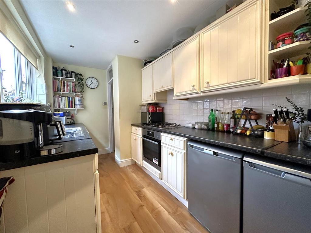 Kitchen 266