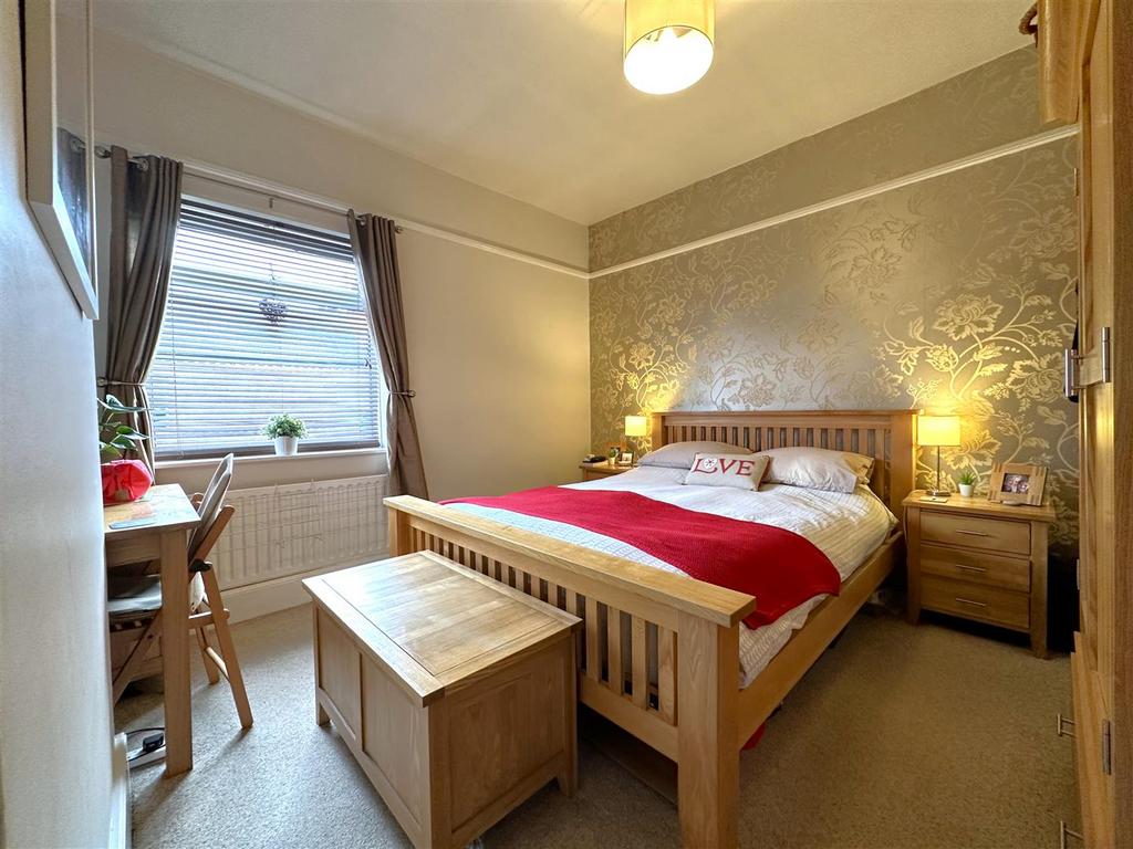 Master Bedroom 298