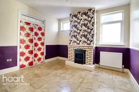 3 bedroom semi-detached house for sale, Rochester Drive, Westcliff-On-Sea