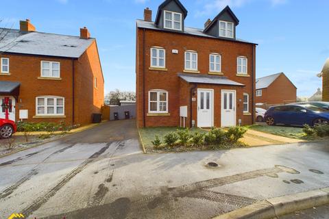 3 bedroom semi-detached house for sale, Bismore Road, Banbury OX16