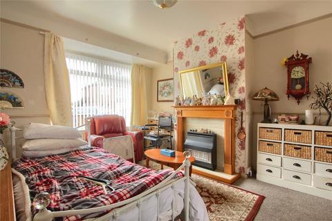 3 bedroom semi-detached house for sale, Stoneleigh Avenue, Acklam