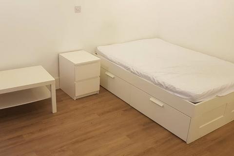 Studio to rent, Town Hall, Bexley Square, Salford, Manchester, M3