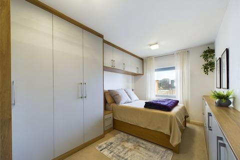 2 bedroom apartment for sale, Newport Avenue, London