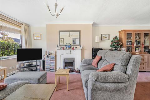 3 bedroom terraced house for sale, Derwent Close, Cambridge CB1