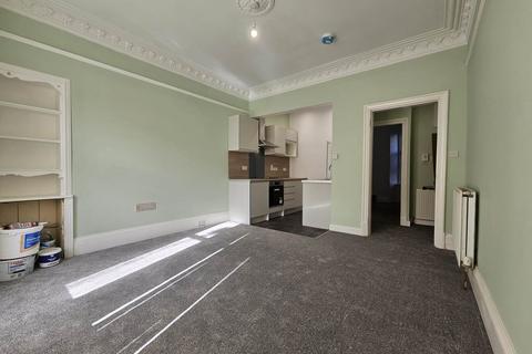 1 bedroom flat to rent, 5 G/1 Dens Road, ,