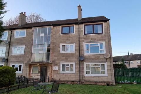 3 bedroom flat to rent, 10e Baldovie Terrace 2/1, ,