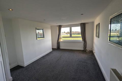 3 bedroom flat to rent, 10e Baldovie Terrace 2/1, ,