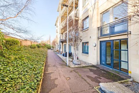 2 bedroom flat for sale, 4 (Flat 6) Drybrough Crescent, Pefferbank, Edinburgh