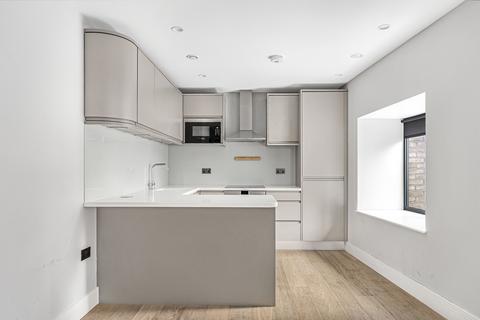 2 bedroom duplex for sale, Madison Apartments, Fulham, London, SW6